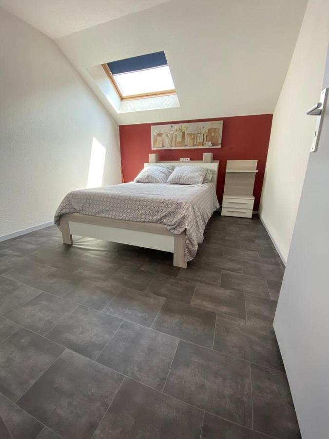 Les Ecrins Apartment ลูร์ด ภายนอก รูปภาพ